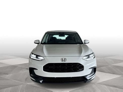 Used 2024 Honda HR-V LX image 3