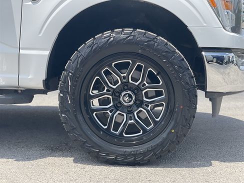 Used 2021 Ford F150 XLT w/ Equipment Group 302A High AWD/4WD image 39