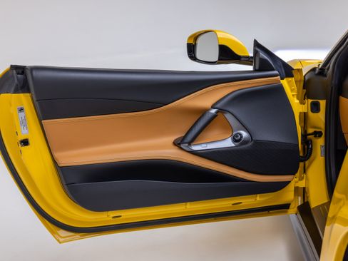 Used 2019 Ferrari 812 Superfast image 68