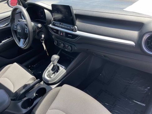 Used 2023 Kia Forte LXS FWD image 25