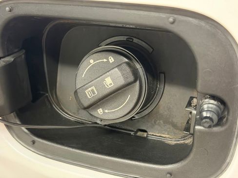 Used 2020 Kia Telluride S image 14