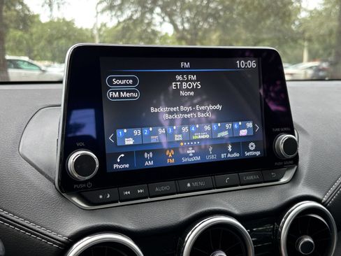 Used 2025 Nissan Sentra SV FWD image 20
