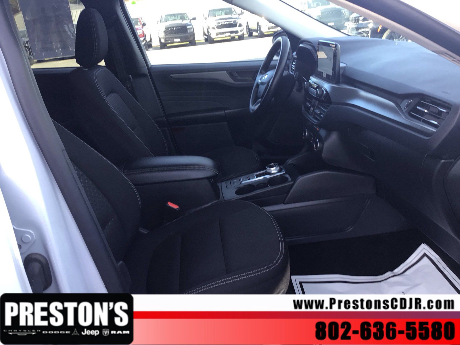 Used 2025 Ford Escape Active AWD/4WD image 24