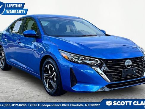 Used 2025 Nissan Sentra SV FWD image 1