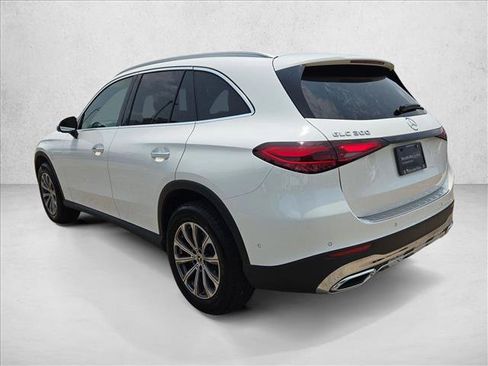 Used 2024 Mercedes-Benz GLC 300 image 7
