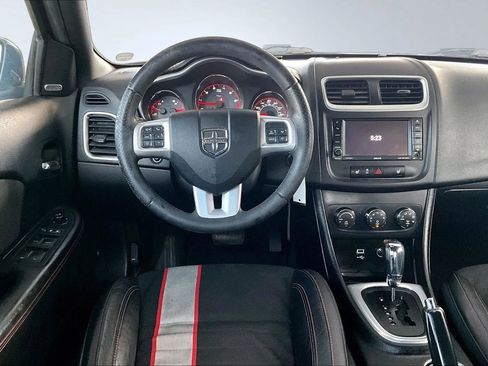 Used 2013 Dodge Avenger R/T image 8