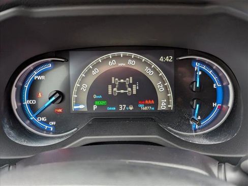 Used 2025 Toyota RAV4 LE image 11