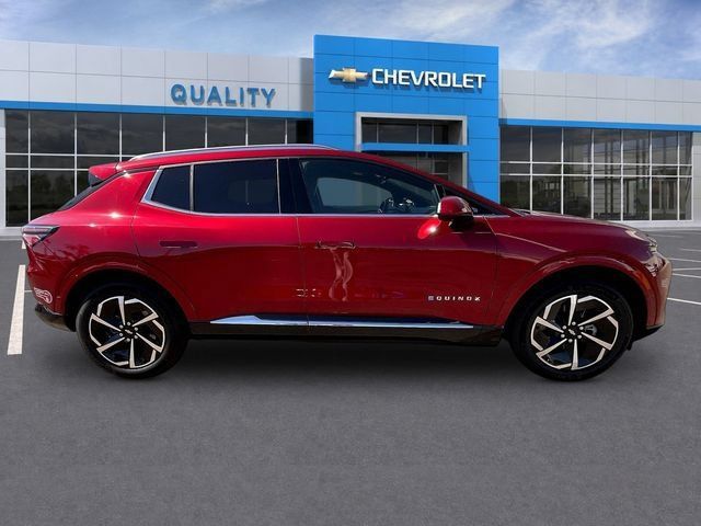 Certified 2024 Chevrolet Equinox EV LT FWD image 8