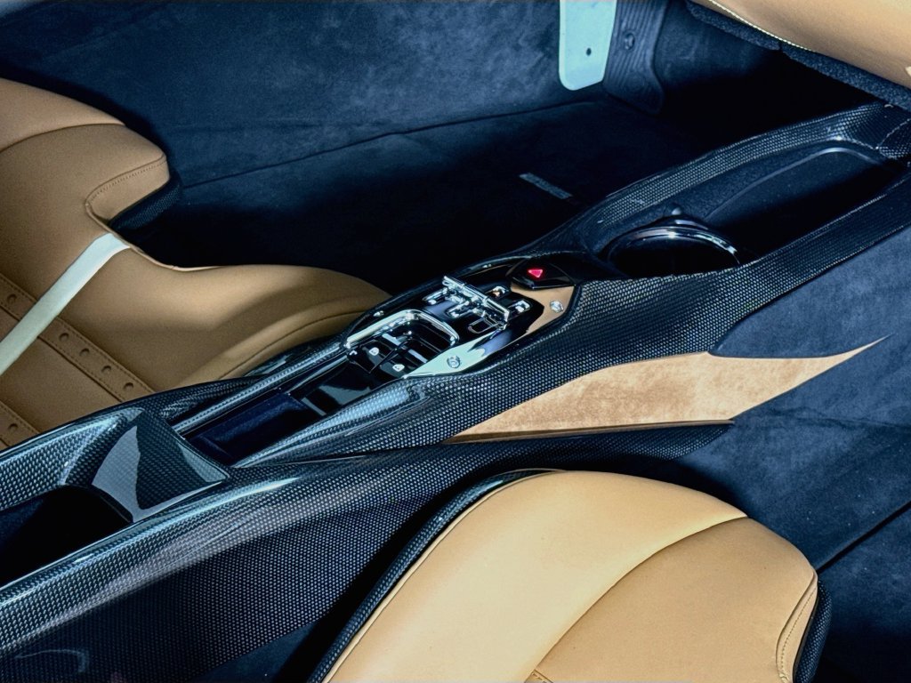 Certified 2025 Ferrari 296 GTB RWD image 21