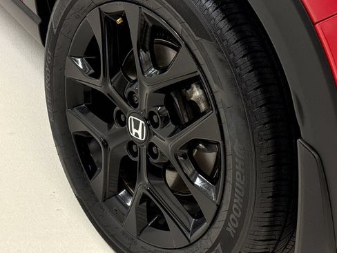 Certified 2025 Honda HR-V Sport image 10