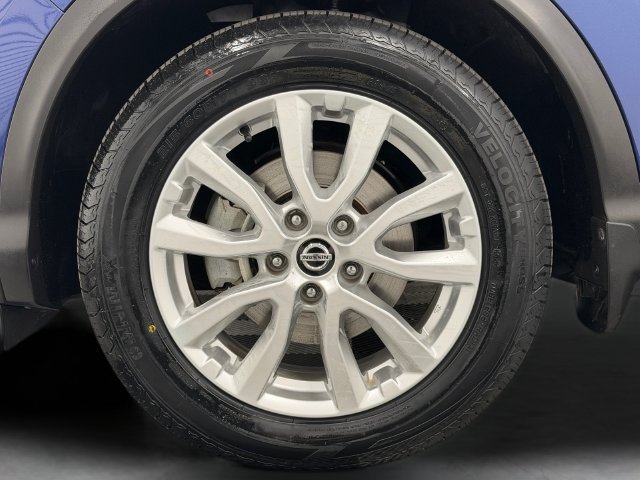 Used 2021 Nissan Rogue Sport SV FWD image 11