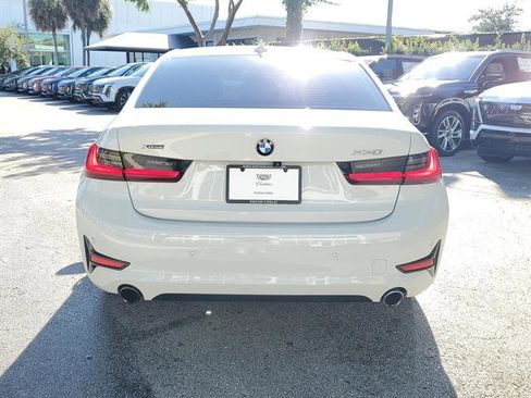 Used 2020 BMW 330i xDrive Sedan w/ Convenience Package image 4