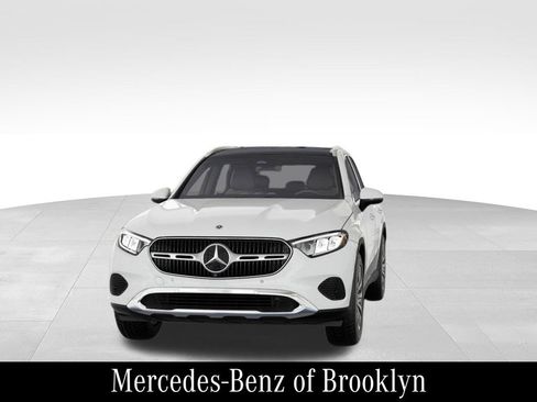 Used 2026 Mercedes-Benz GLC 300 4MATIC image 44