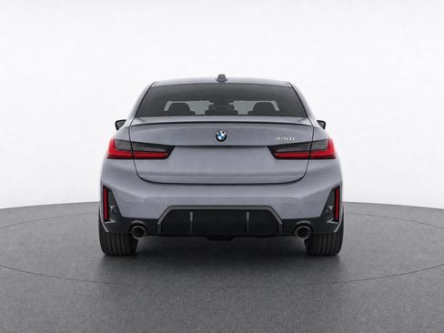 Used 2023 BMW 330i Sedan w/ M Sport Package RWD image 4