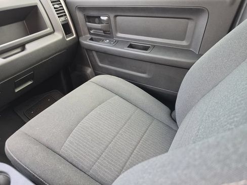 Certified 2021 RAM 1500 Tradesman w/ Popular Equipment Group RWD image 18