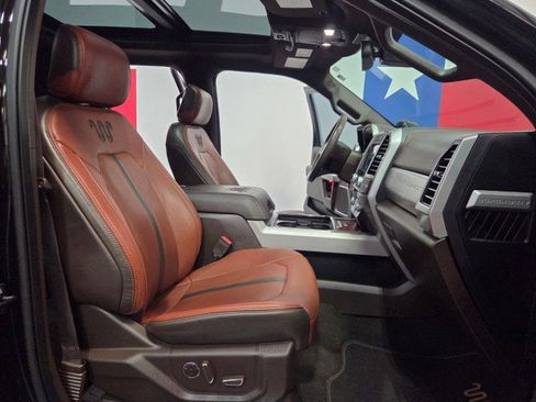 Used 2018 Ford F250 King Ranch w/ King Ranch Ultimate Package image 8