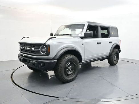 Used 2026 Ford Bronco Big Bend w/ Black Diamond Package AWD/4WD image 3