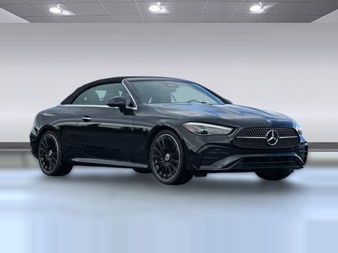 Used 2024 Mercedes-Benz CLE 300 4MATIC Cabriolet image 6