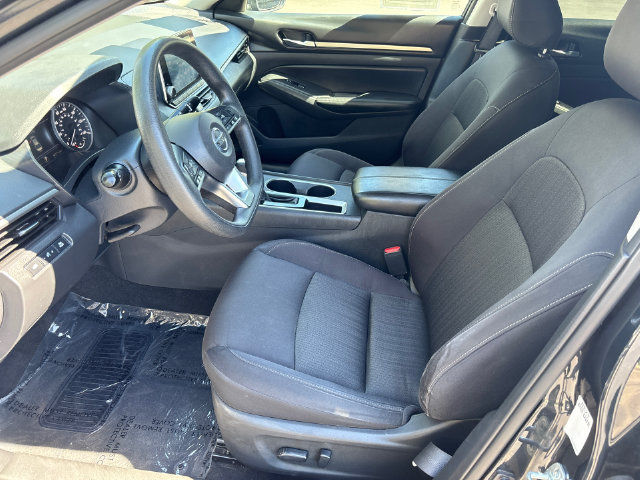 Used 2022 Nissan Altima 2.5 SV FWD image 24