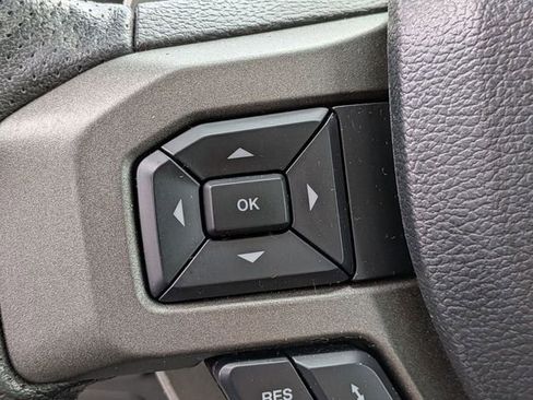 Used 2019 Ford F150 Raptor w/ Equipment Group 802A Luxury image 20