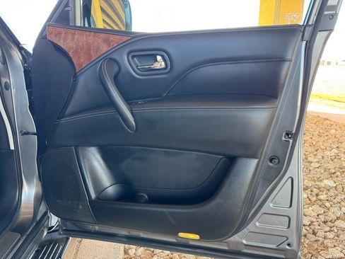 Used 2019 INFINITI QX80 Luxe w/ 22" Wheel Package image 31