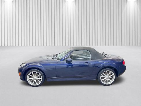 Used 2012 MAZDA MX-5 Miata Touring w/ Suspension Pkg image 10