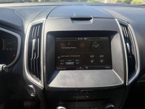 Used 2015 Ford Edge SEL w/ Equipment Group 201A AWD/4WD image 13