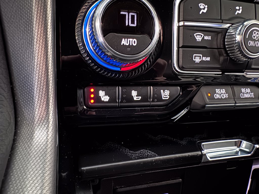 Certified 2024 GMC Yukon Denali AWD/4WD image 26