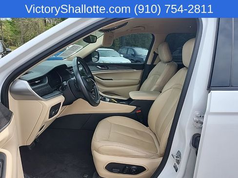 Used 2021 Jeep Grand Cherokee L Limited image 16