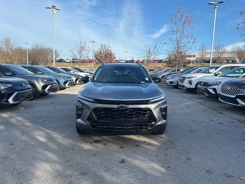 Used 2025 Chevrolet Trax ACTIV w/ Driver Confidence Package image 8