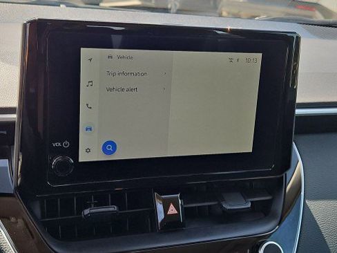 Used 2025 Toyota Corolla LE image 13