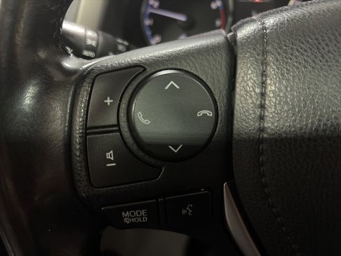 Used 2018 Toyota RAV4 Limited w/ Protection Package AWD/4WD image 16