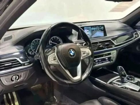 Used 2017 BMW 750i xDrive AWD/4WD image 45