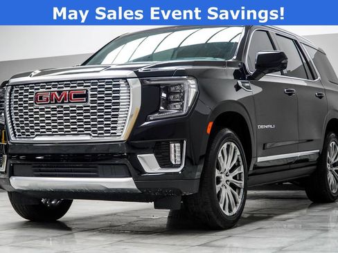 Used 2021 GMC Yukon Denali w/ Denali Premium Package AWD/4WD image 9