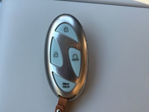 New 2026 Hyundai Ioniq 9 Calligraphy image 31