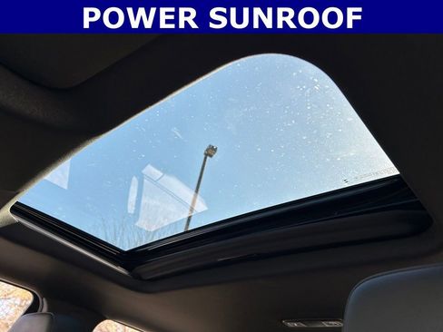 Used 2024 GMC Sierra 1500 AT4 w/ Technology Package image 2