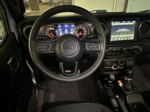 Used 2023 Jeep Wrangler Unlimited Sport AWD/4WD image 13