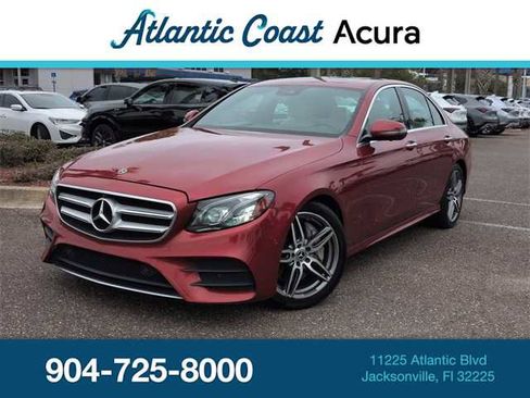Used 2019 Mercedes-Benz E 300 image 1