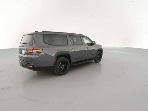 New 2025 Jeep Wagoneer L Series II w/ Premium Group I image 12