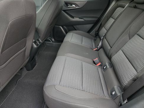 New 2026 Chevrolet Equinox LT image 31