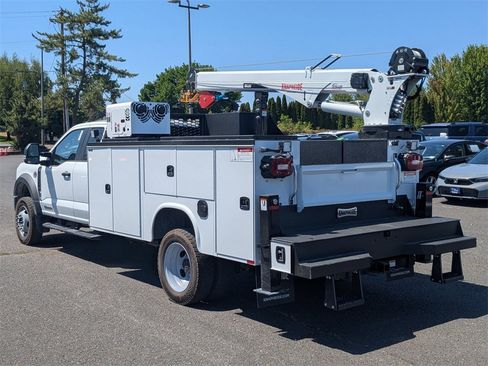 New 2025 Ford F550 4x4 SuperCab Super Duty image 3
