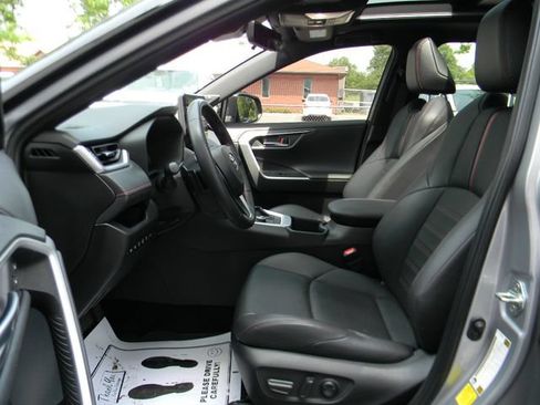 Used 2024 Toyota RAV4 XSE w/ Premium Package AWD/4WD image 22