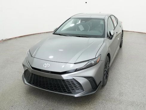 New 2026 Toyota Camry SE FWD image 22