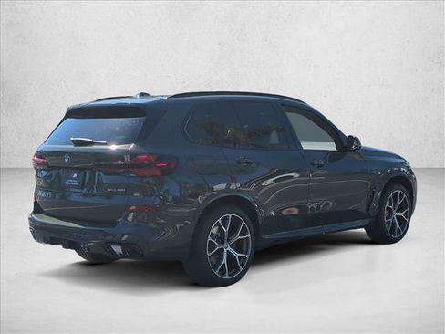 Used 2026 BMW X5 xDrive40i w/ M Sport Package image 5