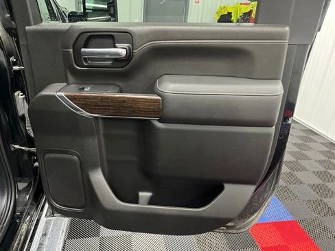 Used 2022 GMC Sierra 2500 SLE w/ SLE Convenience Package AWD/4WD image 14