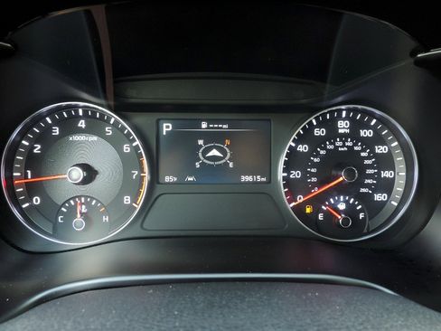 Used 2024 Kia Forte GT-Line FWD image 24