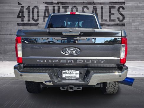 Used 2017 Ford F350 Lariat w/ Lariat Value Package AWD/4WD image 4