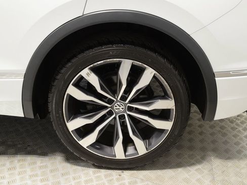 Used 2021 Volkswagen Tiguan SEL Premium R-Line AWD/4WD image 40