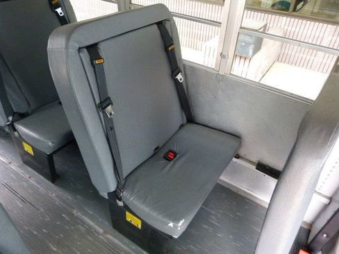 Used 2007 Chevrolet Express 3500 w/ School Bus Package image 27