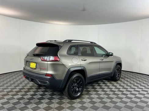 Used 2020 Jeep Cherokee Trailhawk AWD/4WD image 5